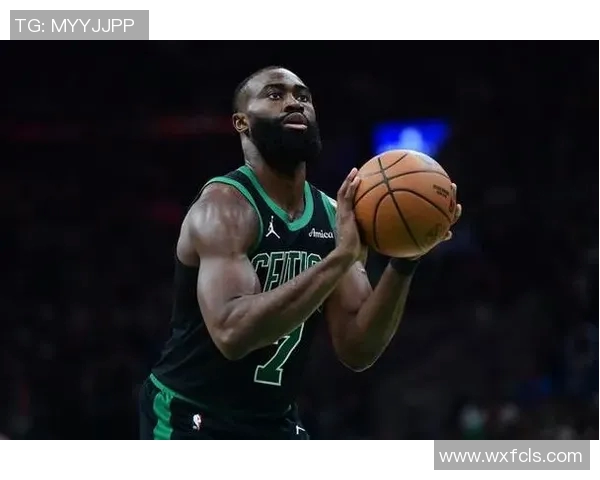 杰伦布朗分析末节崩盘原因强调快节奏与减少失误的重要性