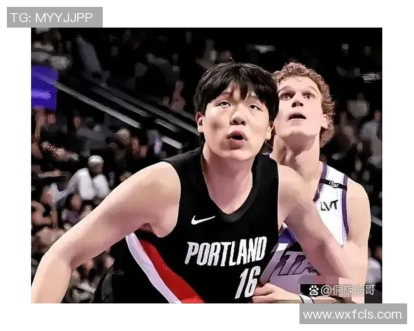 杨瀚森首节短暂出场表现平平仅得1篮板无得分贡献